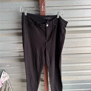 Chic Black Skinny Pants by Solo Pro